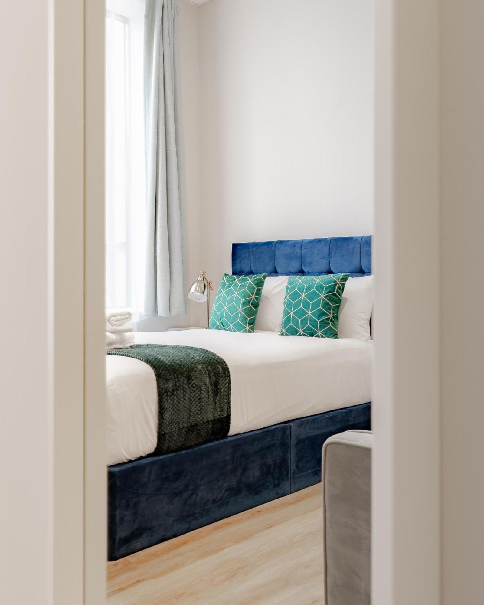Hyde Park Apartment *