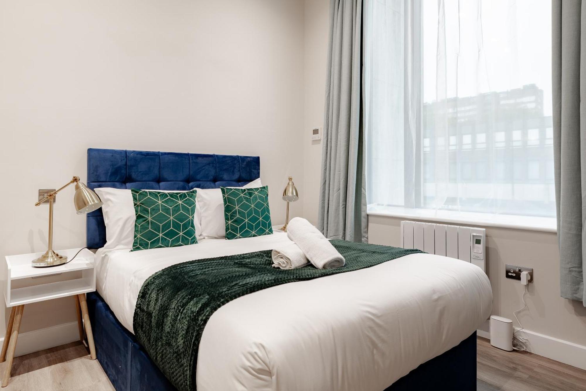 Hyde Park Apartment London