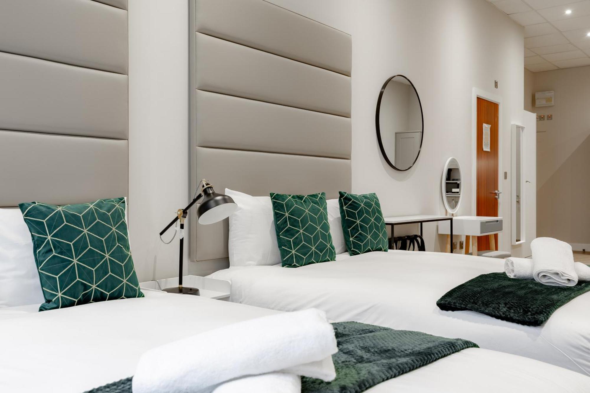 Hyde Park Apartment London