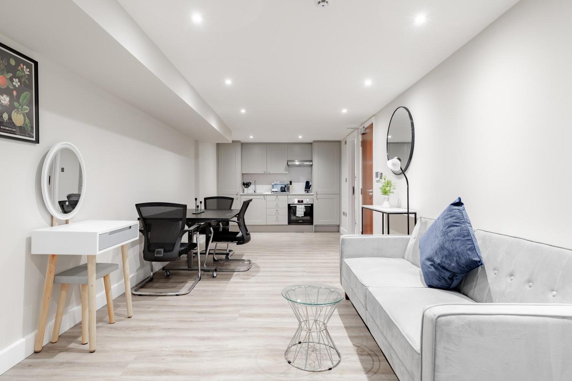 Hyde Park Apartment London