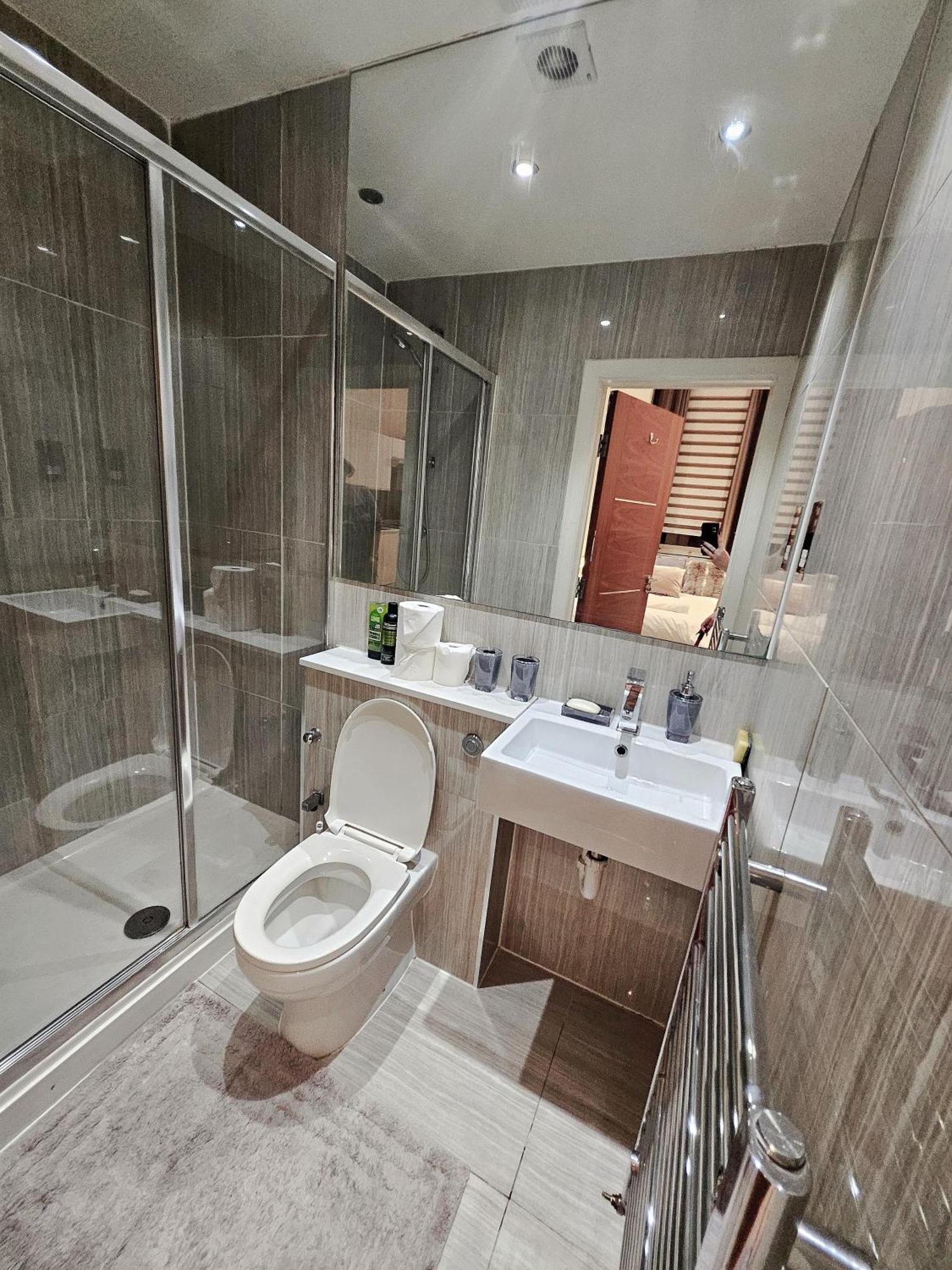 For Three Apartment *