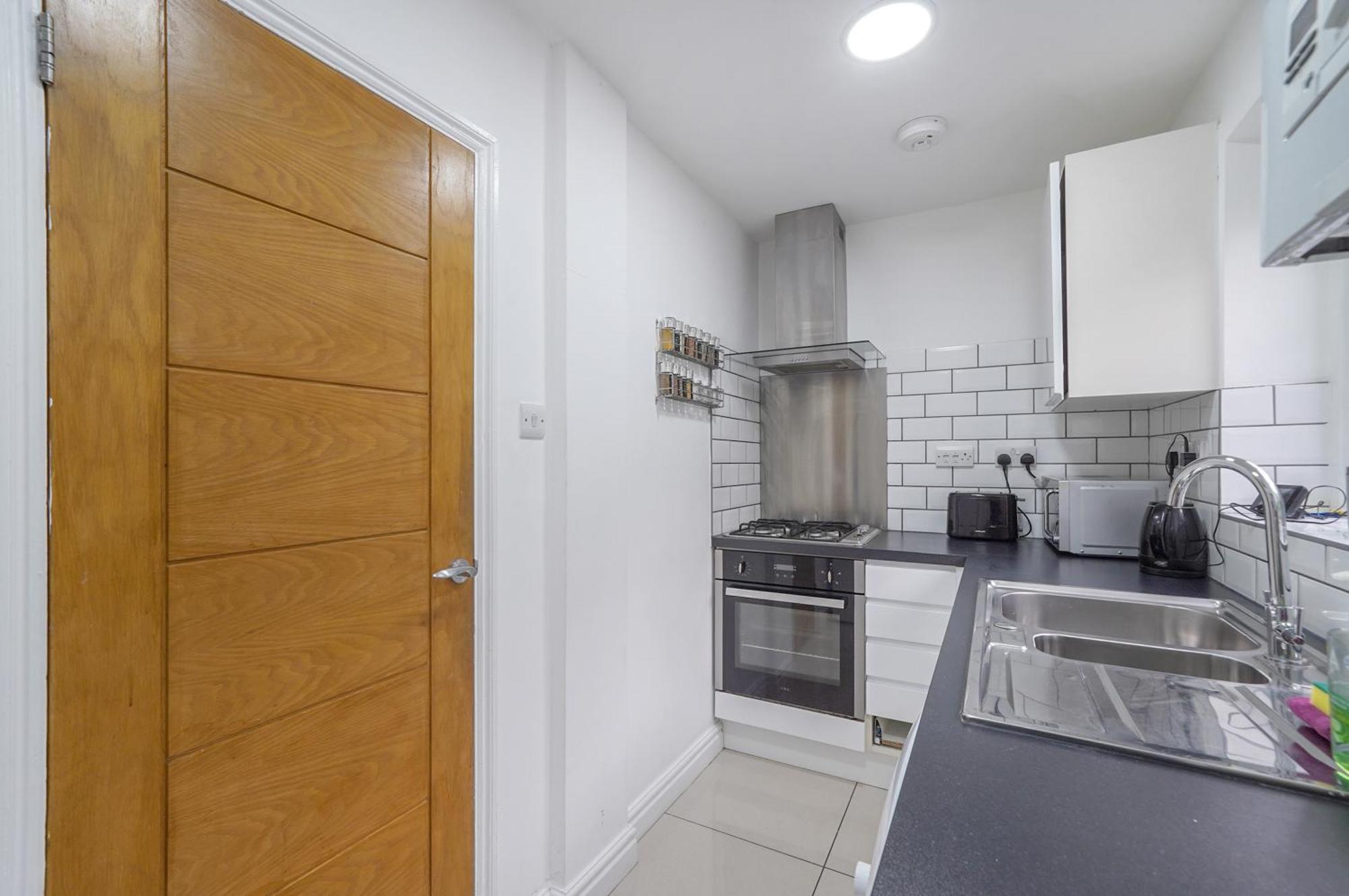 Hububb Luxury Stepney Apartment London