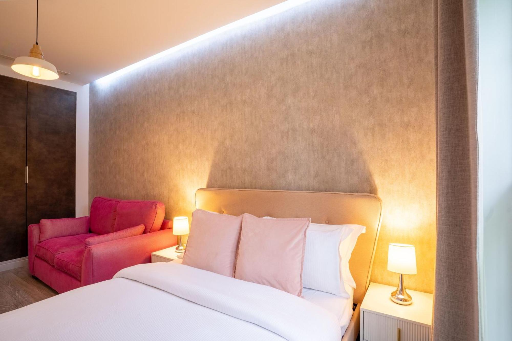 Stylish Modern By Livestay Short Lets & Serviced Nw6 * London