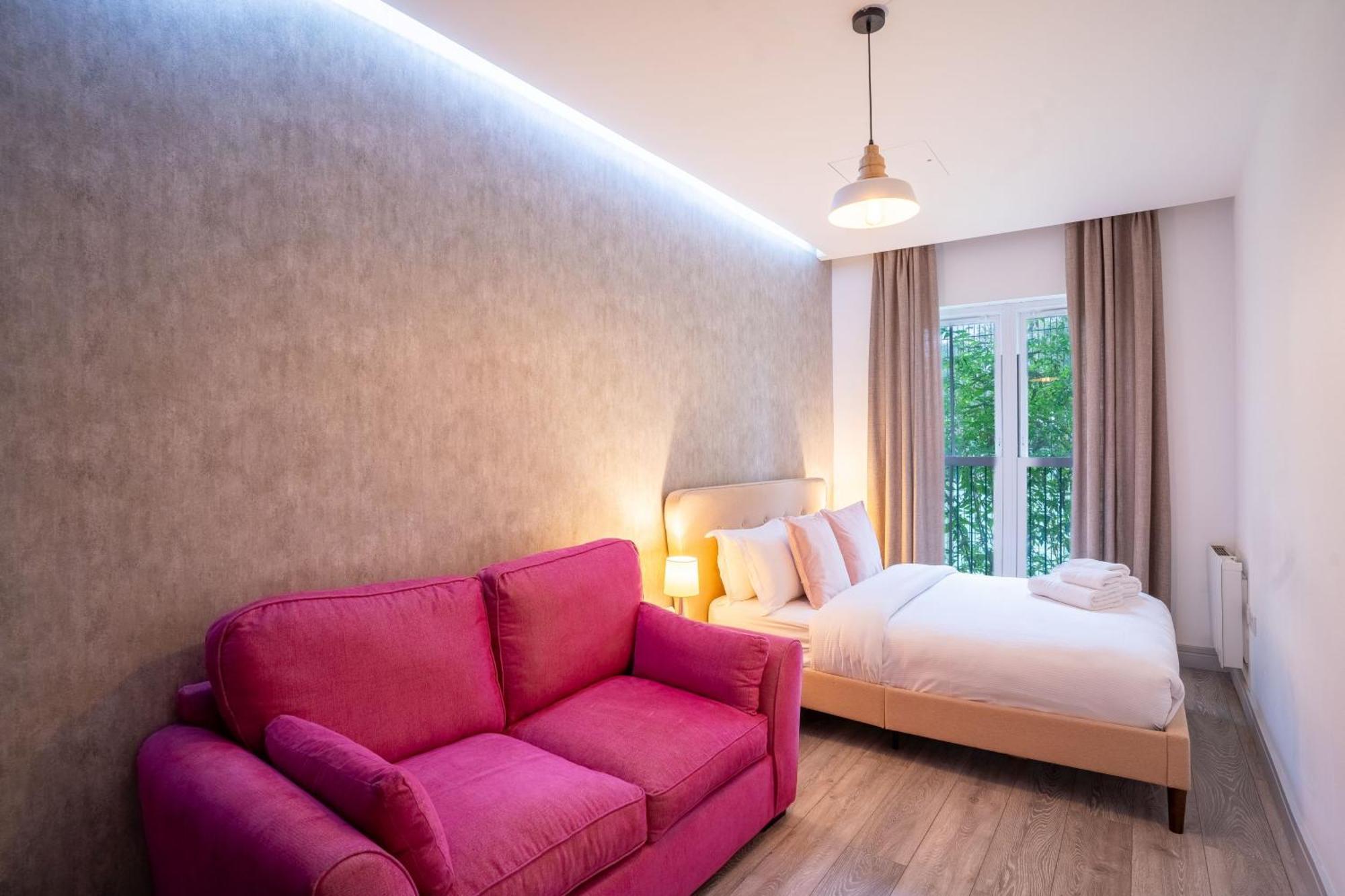 Stylish Modern By Livestay Short Lets & Serviced Nw6 Apartment London