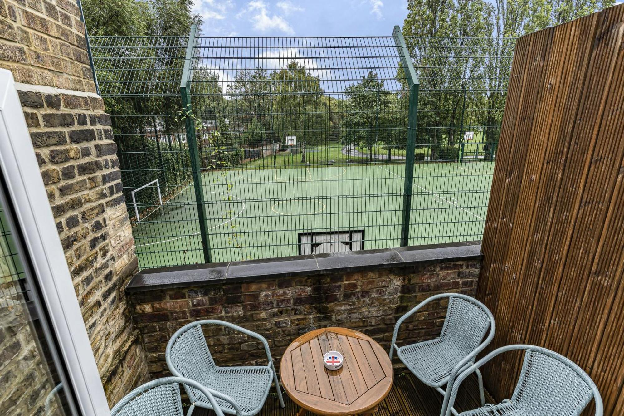 Stylish Modern By Livestay Short Lets & Serviced Nw6