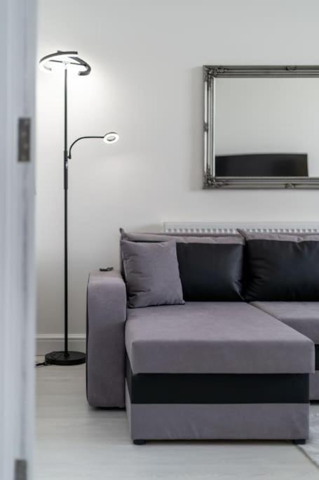 Apartment Cozy 2-bedroom Flat In West London