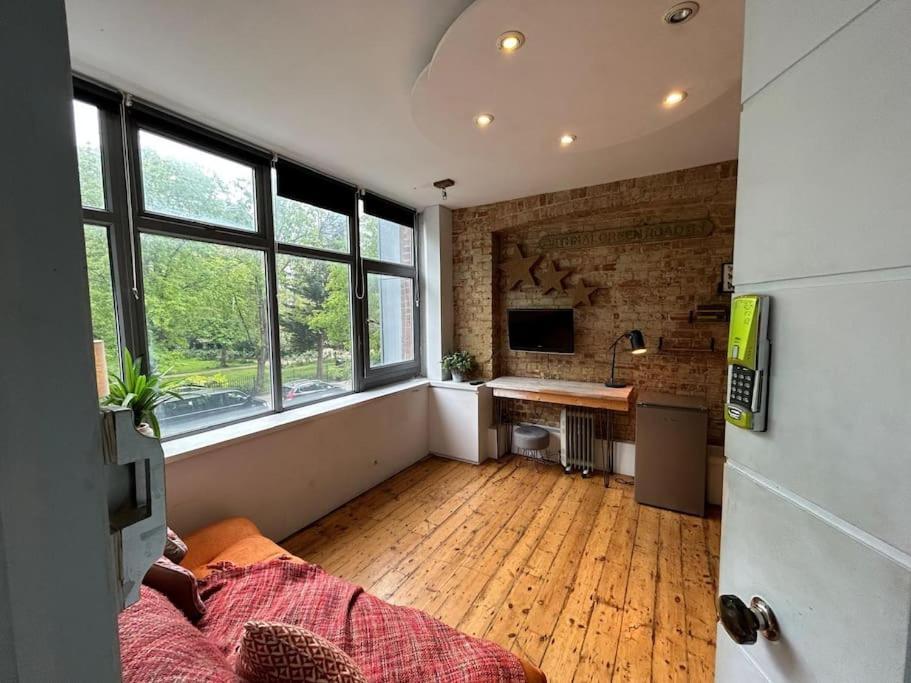 Bright Flat In Islington Apartment *