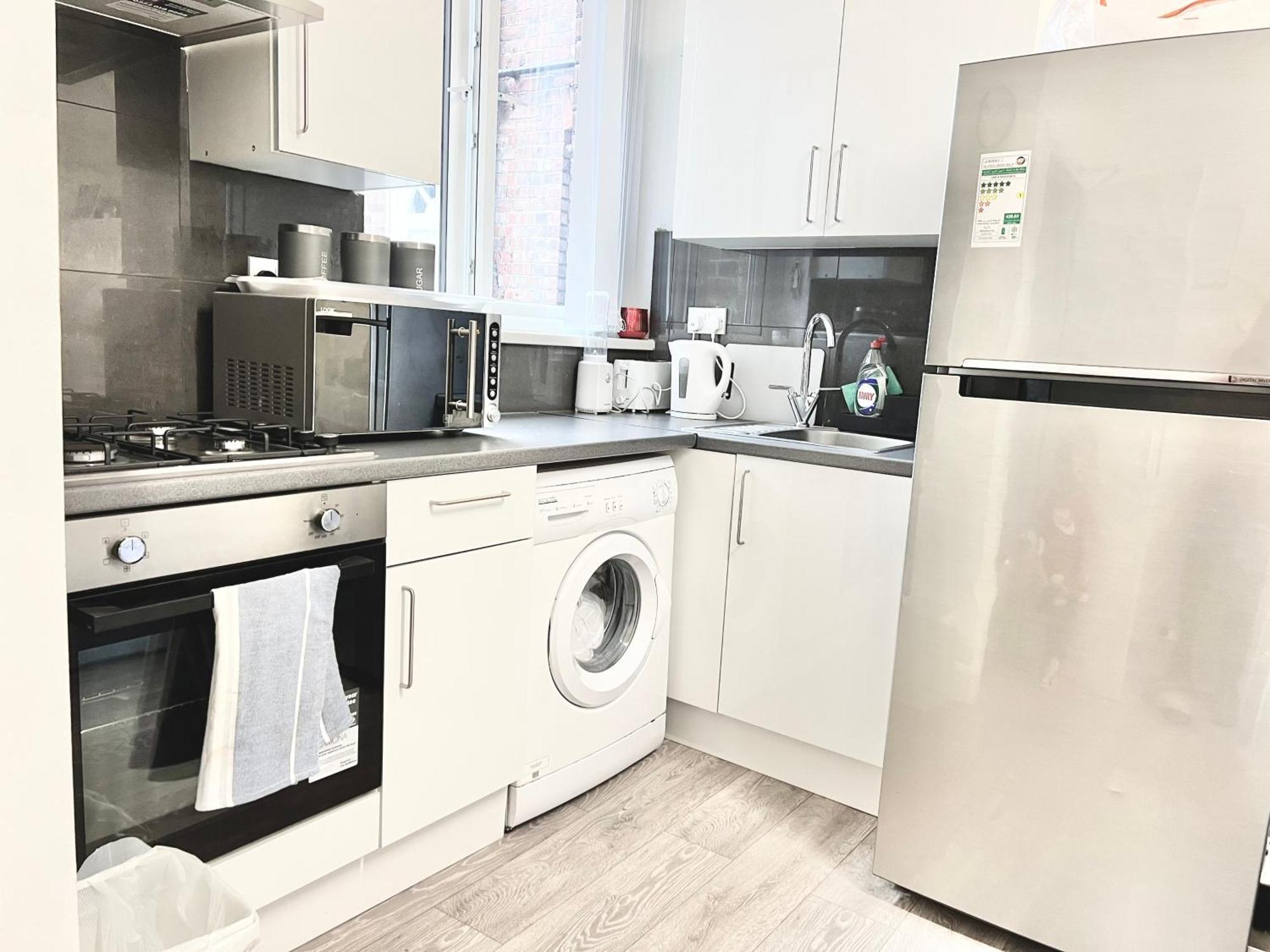 Complete Flat Netflix And Fast Wifi * London