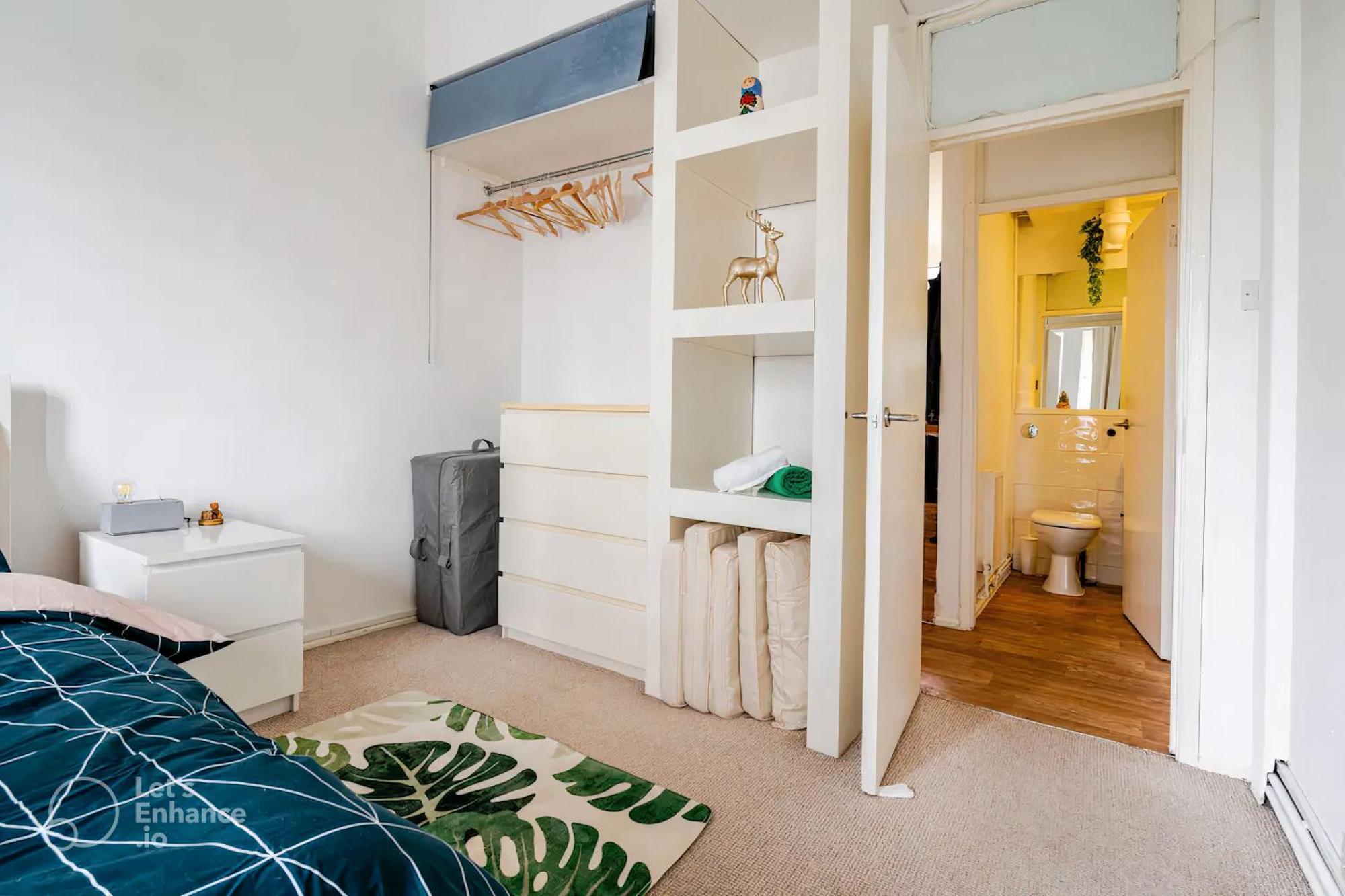 Apartment 2bd With View - 5 Sleeps - Old St *