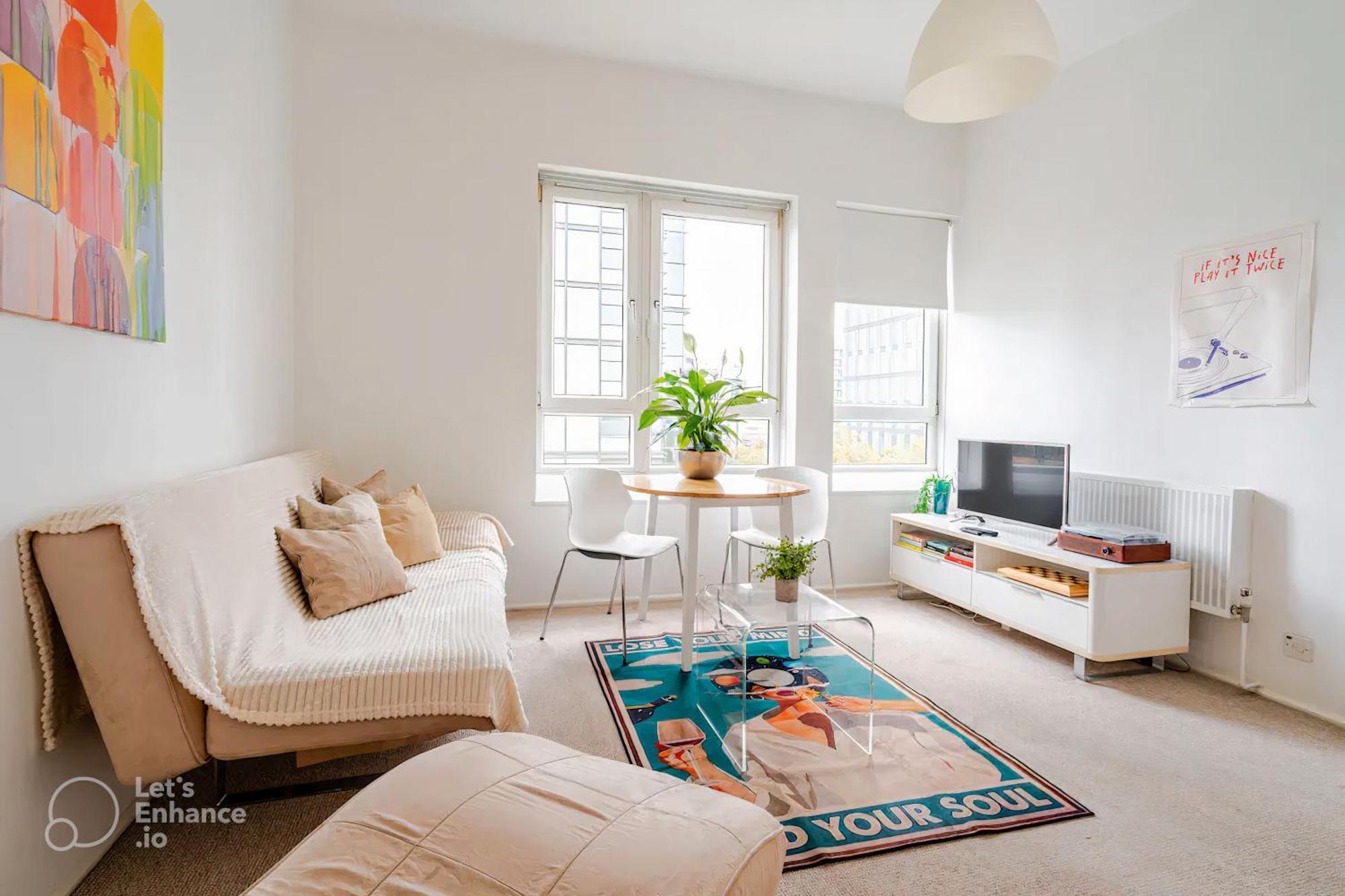 2bd With View - 5 Sleeps - Old St * London