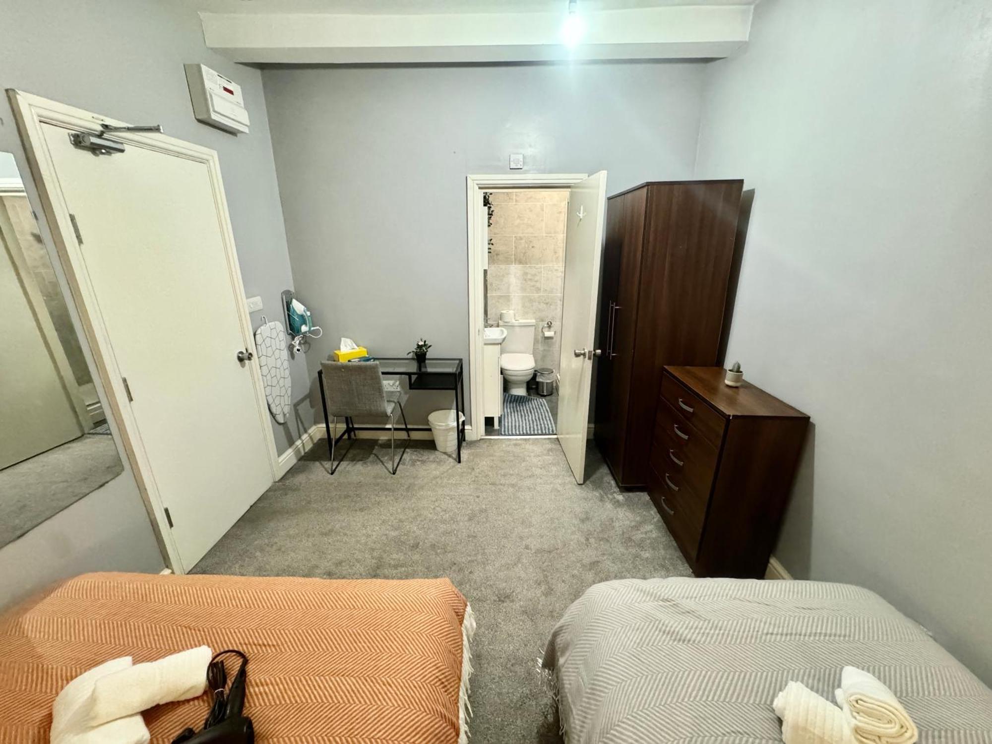 Modern En-suite By Finsbury Park Station 8 Mins To King's Cross By Tube Hospedagem domiciliar