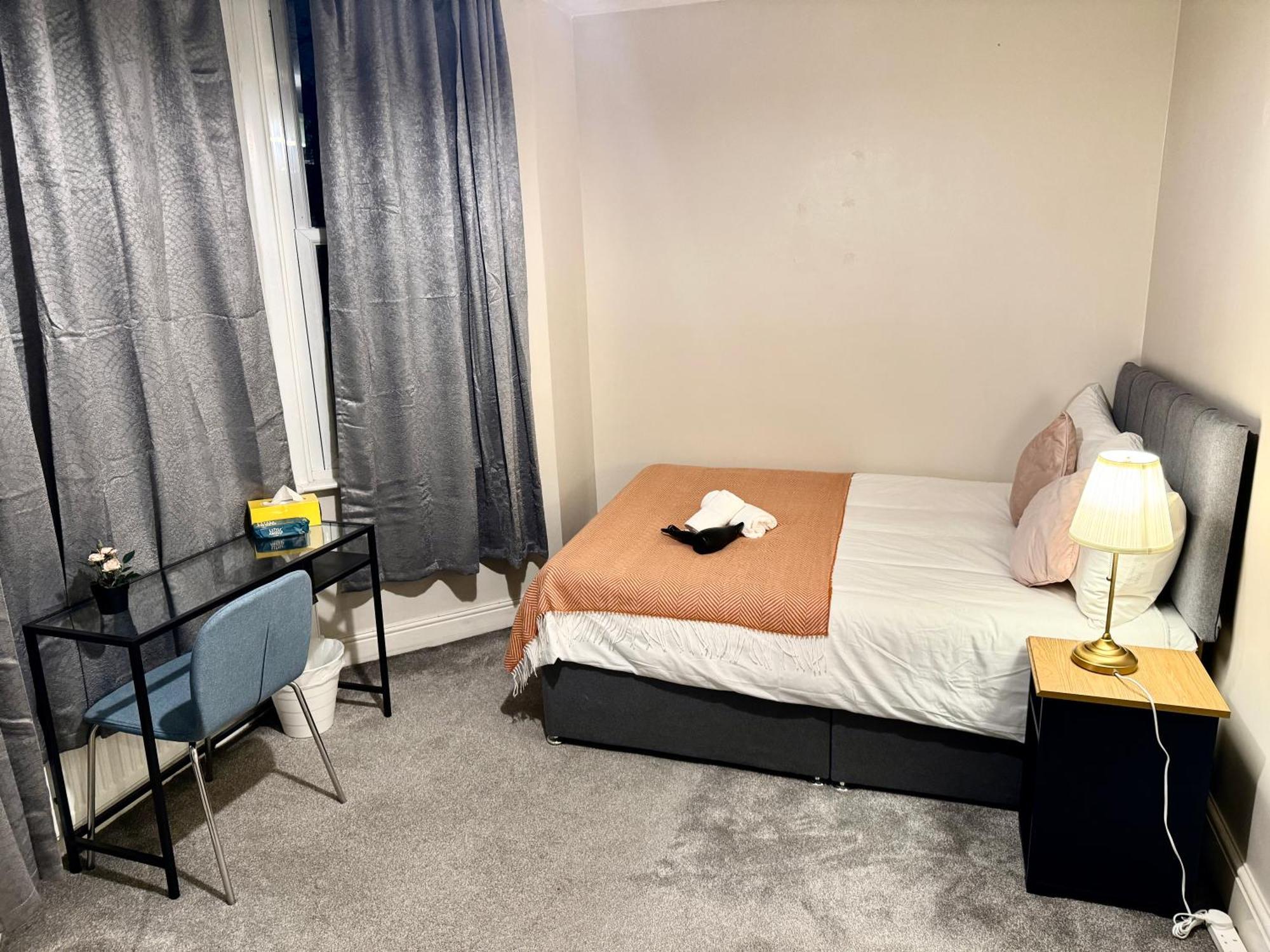 Modern En-suite By Finsbury Park Station 8 Mins To King's Cross By Tube Hospedagem domiciliar *
