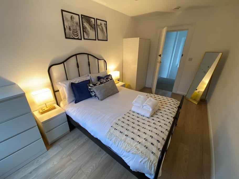 Apartment Explore From The Heart Of Soho *