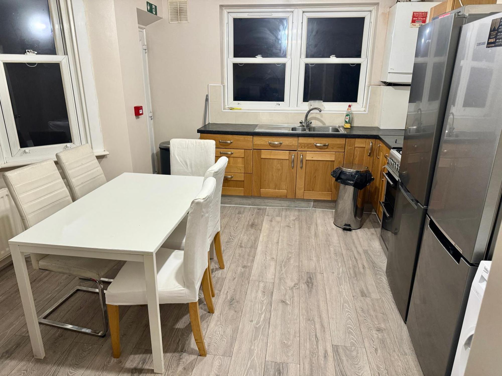 Modern En-suite By Finsbury Park Station 8 Mins To King's Cross By Tube Hospedagem domiciliar