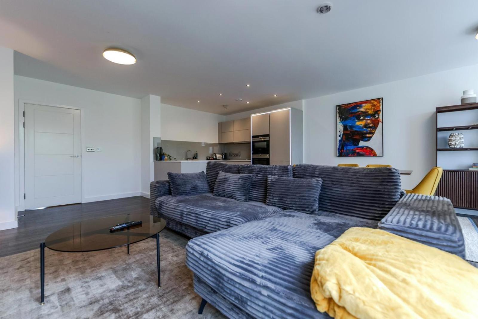 Cozy Olympic Park And Stratford Apartment