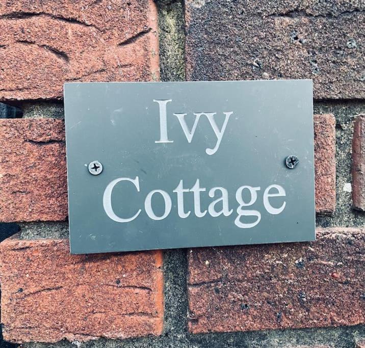 Ivy Two Bedroom & Garden In Temple Fortune Apartment