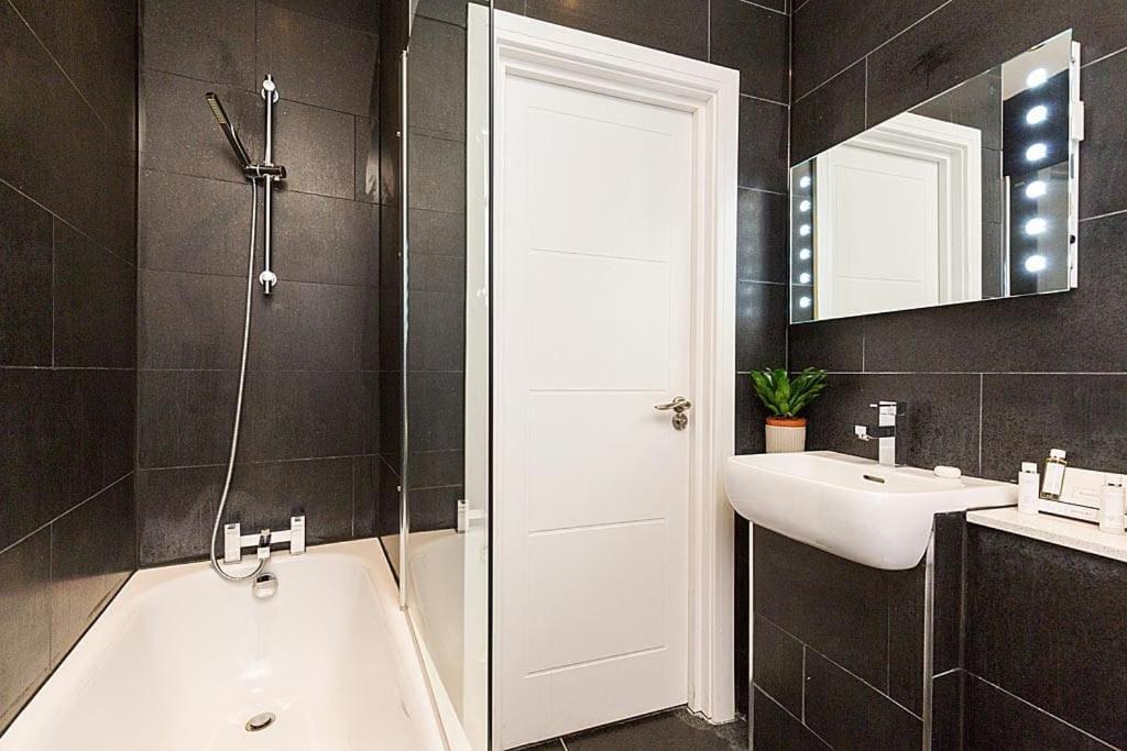 St Pauls - Gorgeous 2 People Apartment *
