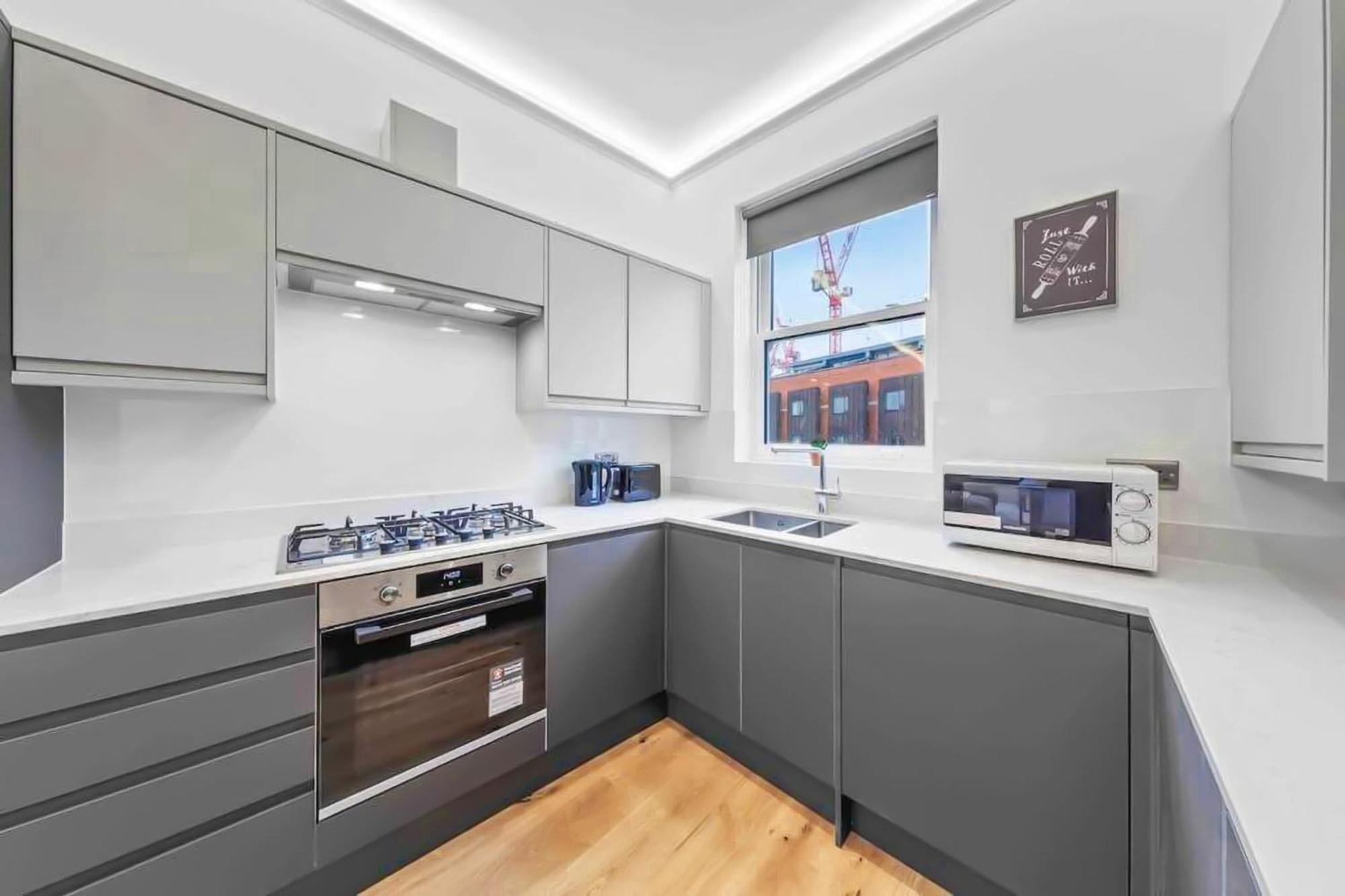2br Flat For 6 In Central Lr2 * London