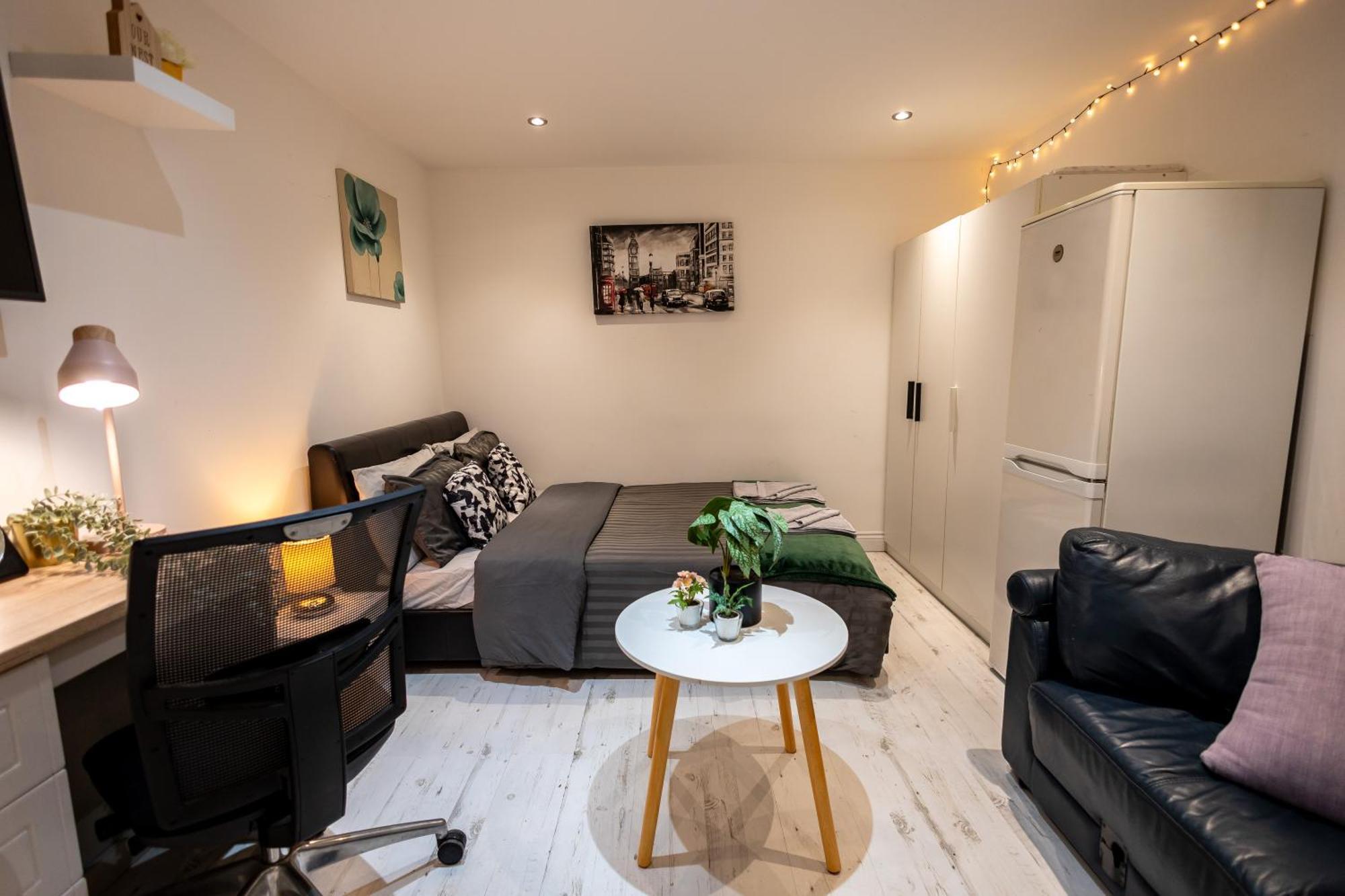 Flat In Stepney-limehouse - Apartment London