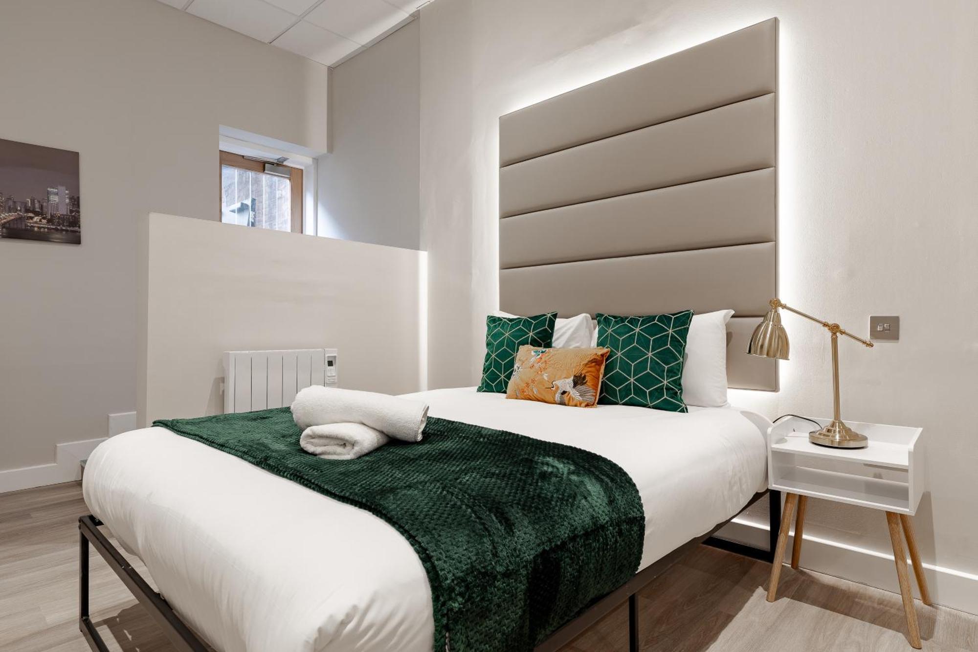 Hyde Park Apartment