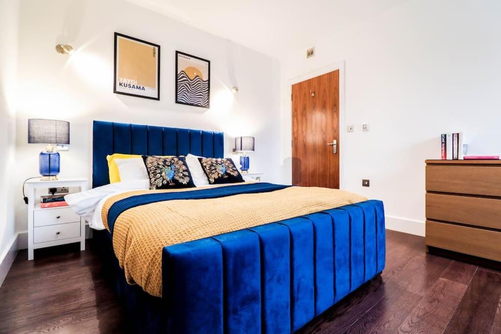 Apartment Luxury Flat Wroof Terrace Close To Train Station *