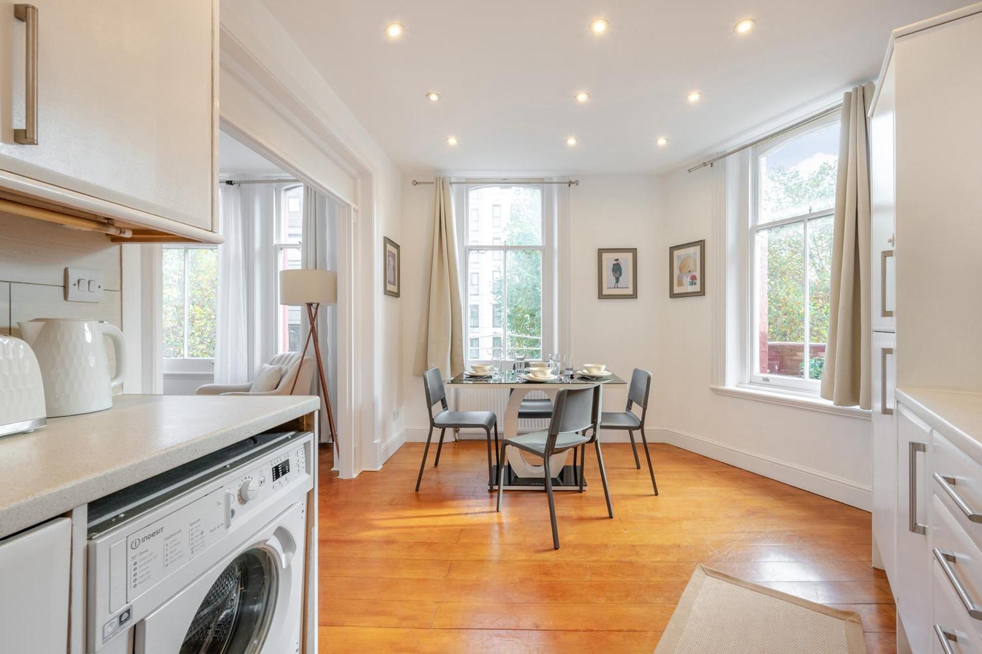 Luxury 2 Bedroom In London