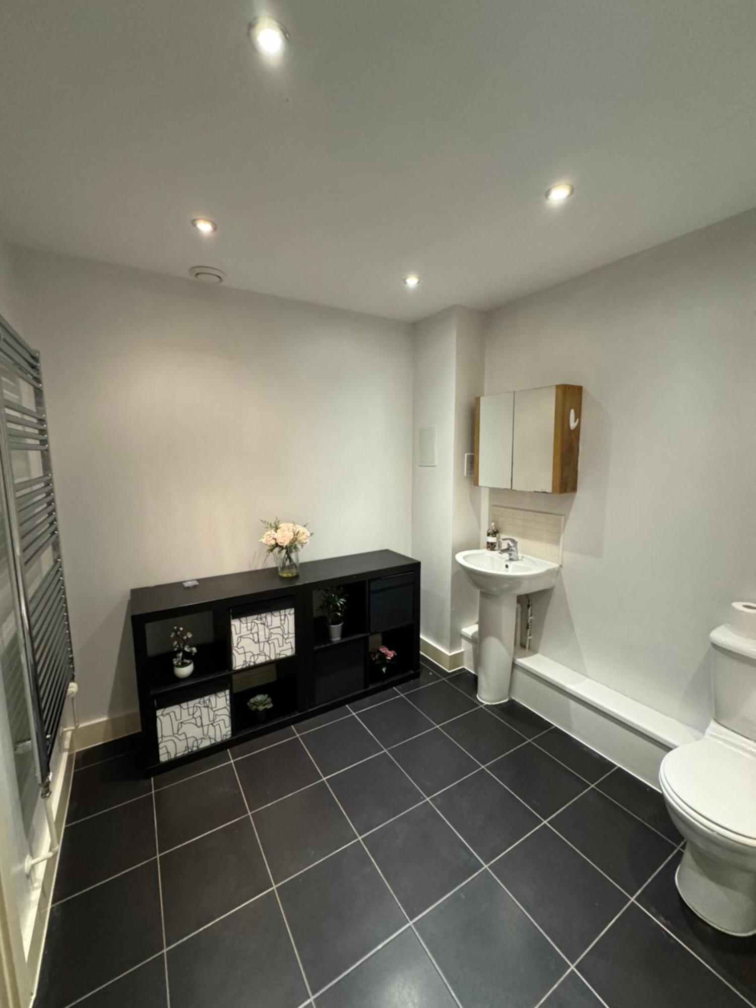 Apartamento Greenwich 2 Bedroom *