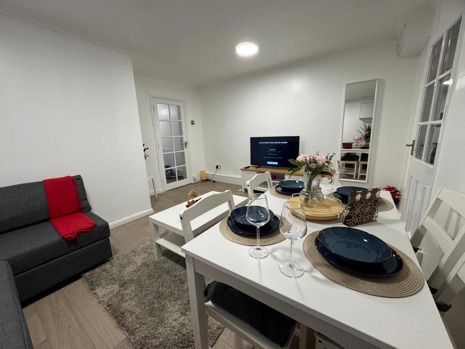 Stylish Entire With Private Garden In Camden, *