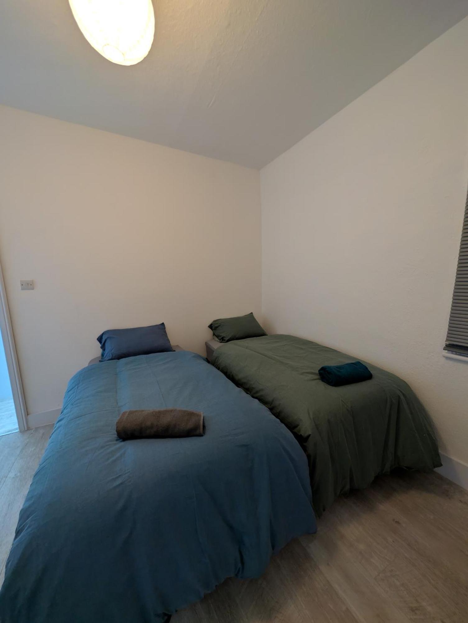 Apartment 3 Bedroom With Garden Near Tube Station