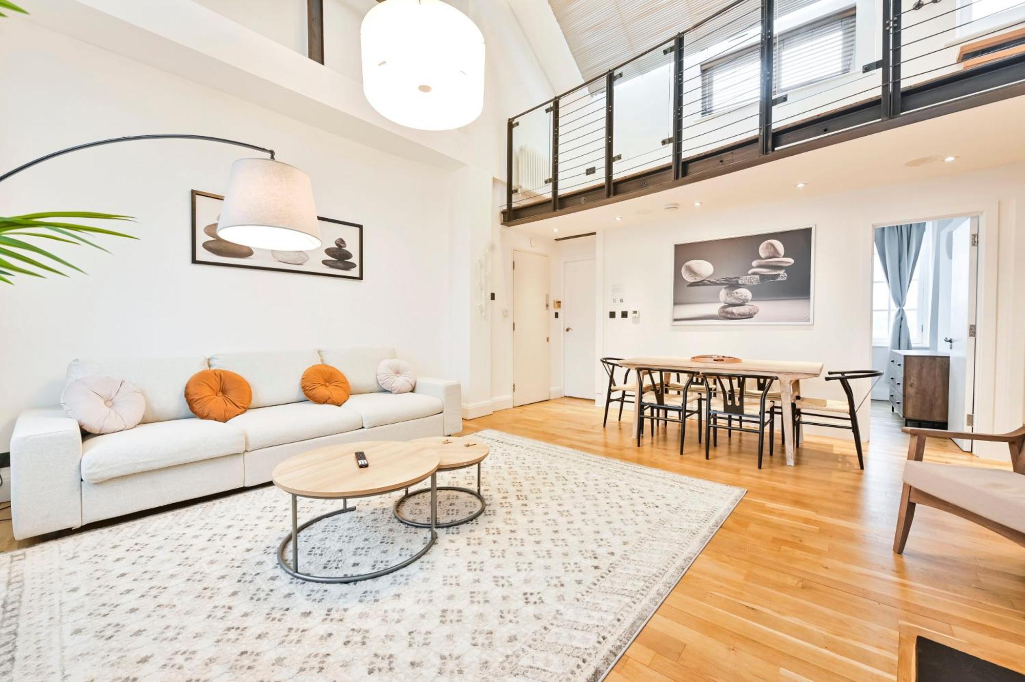 Light And Airy Apartment