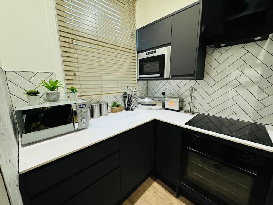 Apartment 10 Min From Stratford Shopping Centre, Garden!