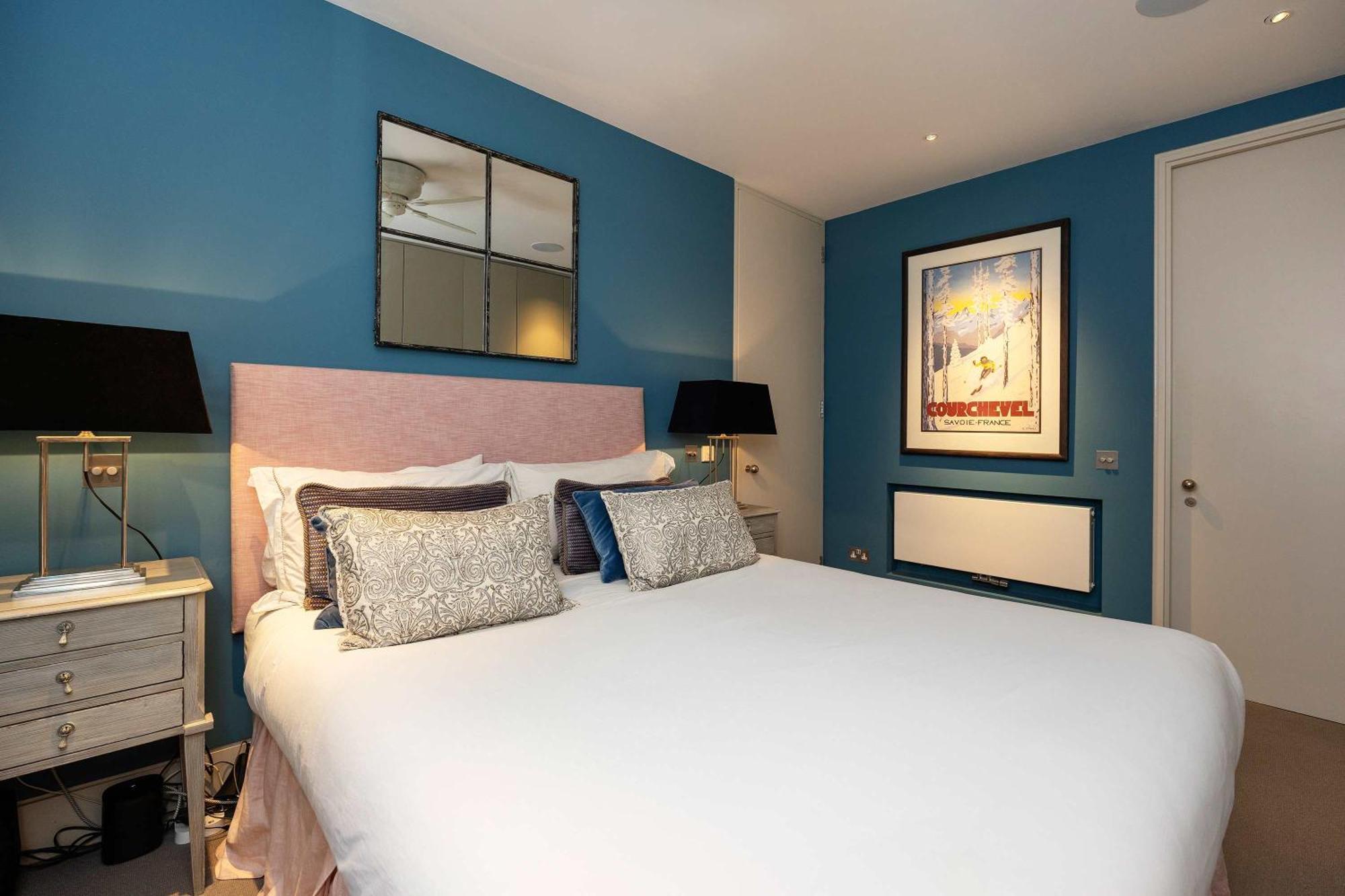Veeve - Chelsea Square Serenity London