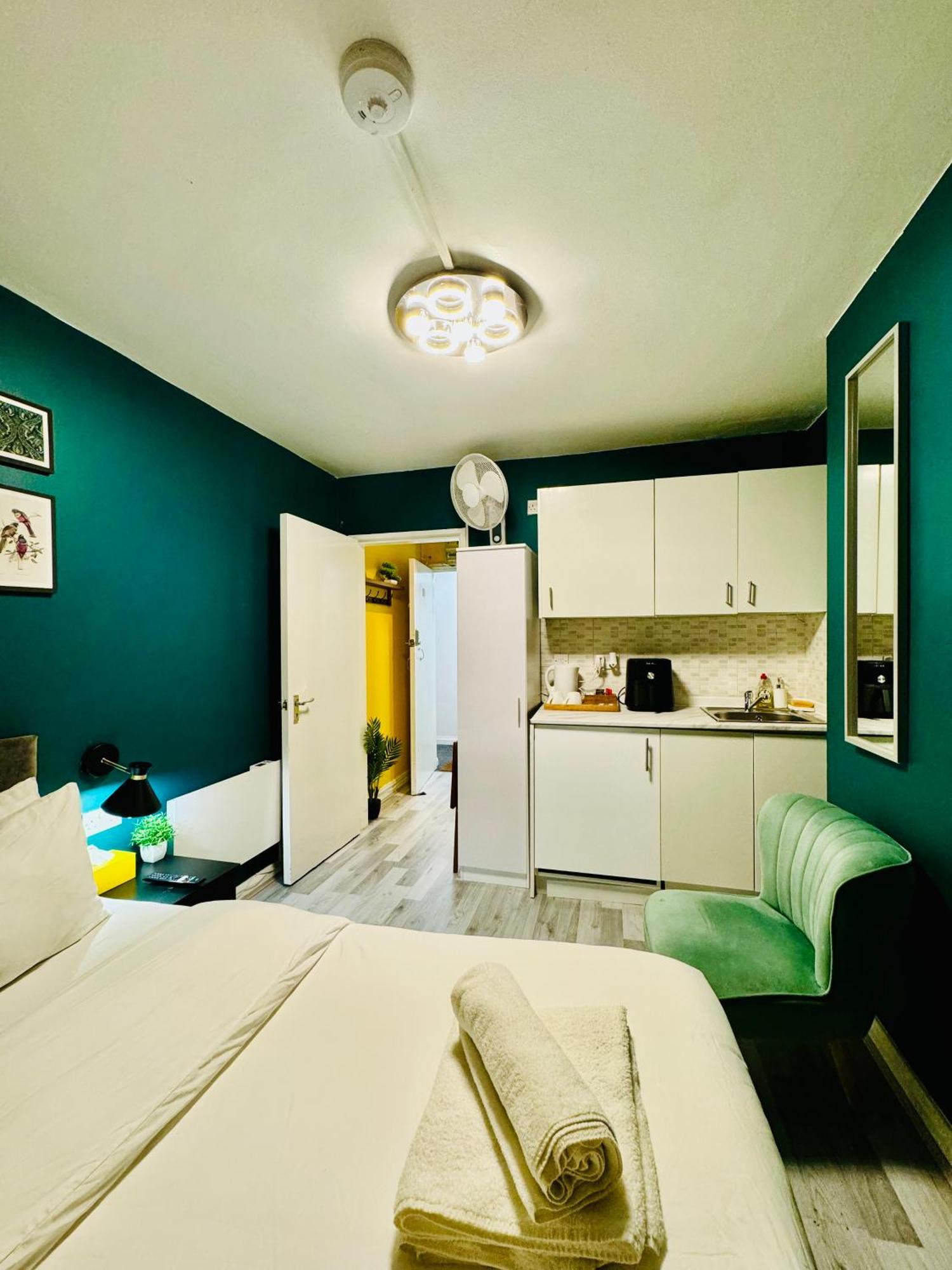 Apartment Unique Studio Flat In City 1110 *