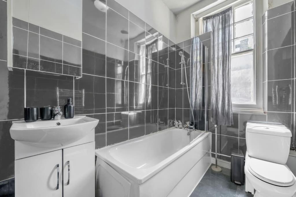 Dyc Oxford Street - Selfridges - 3bed With Lift * London