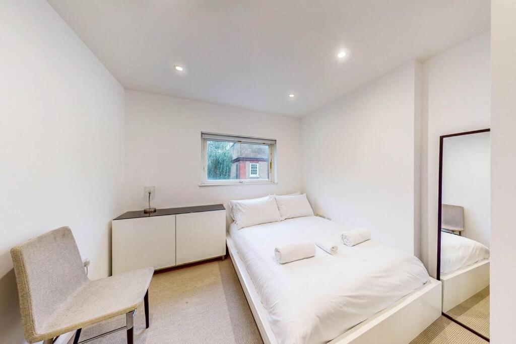 Stylish 3 Bedroom In The Heart Of Clerkenwell