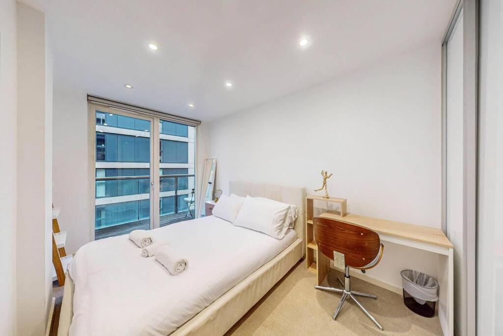 Stylish 3 Bedroom In The Heart Of Clerkenwell