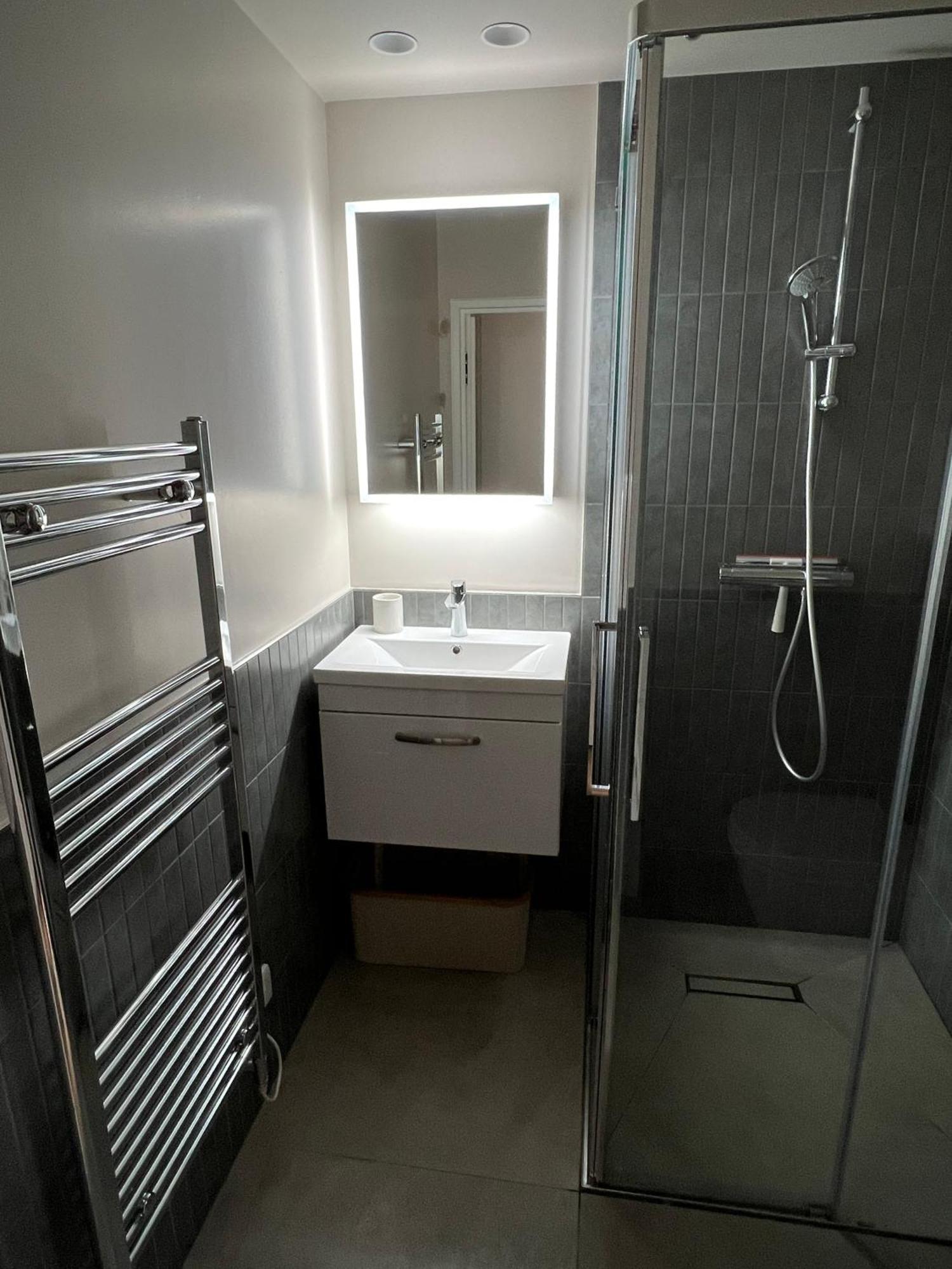 Modern Flat Near Tower Bridge