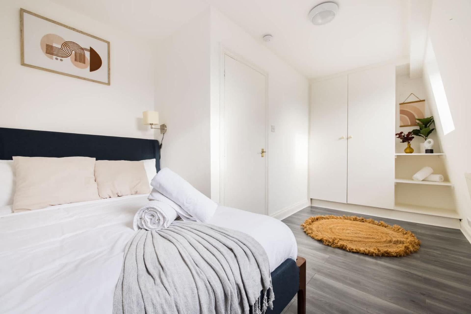 Contemporary 2 Bedroom In Shepherd's Bush Holiday home