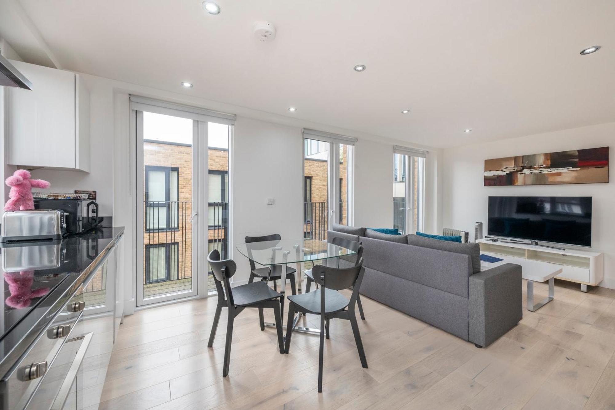 The King's - St Pancras - By Frankie Says Apartment