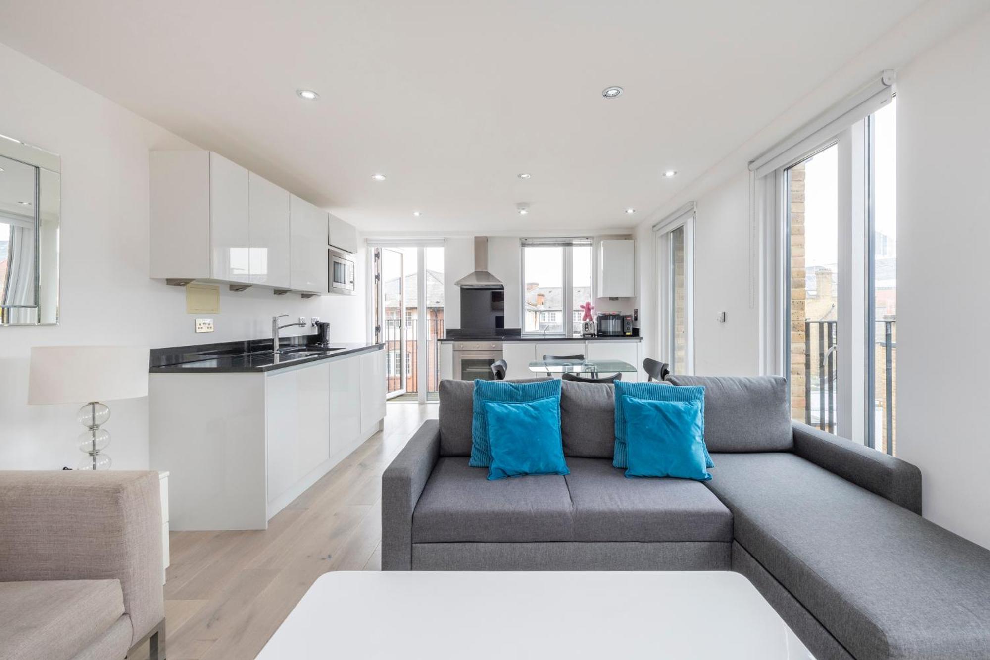 Apartment The King's - St Pancras - By Frankie Says *