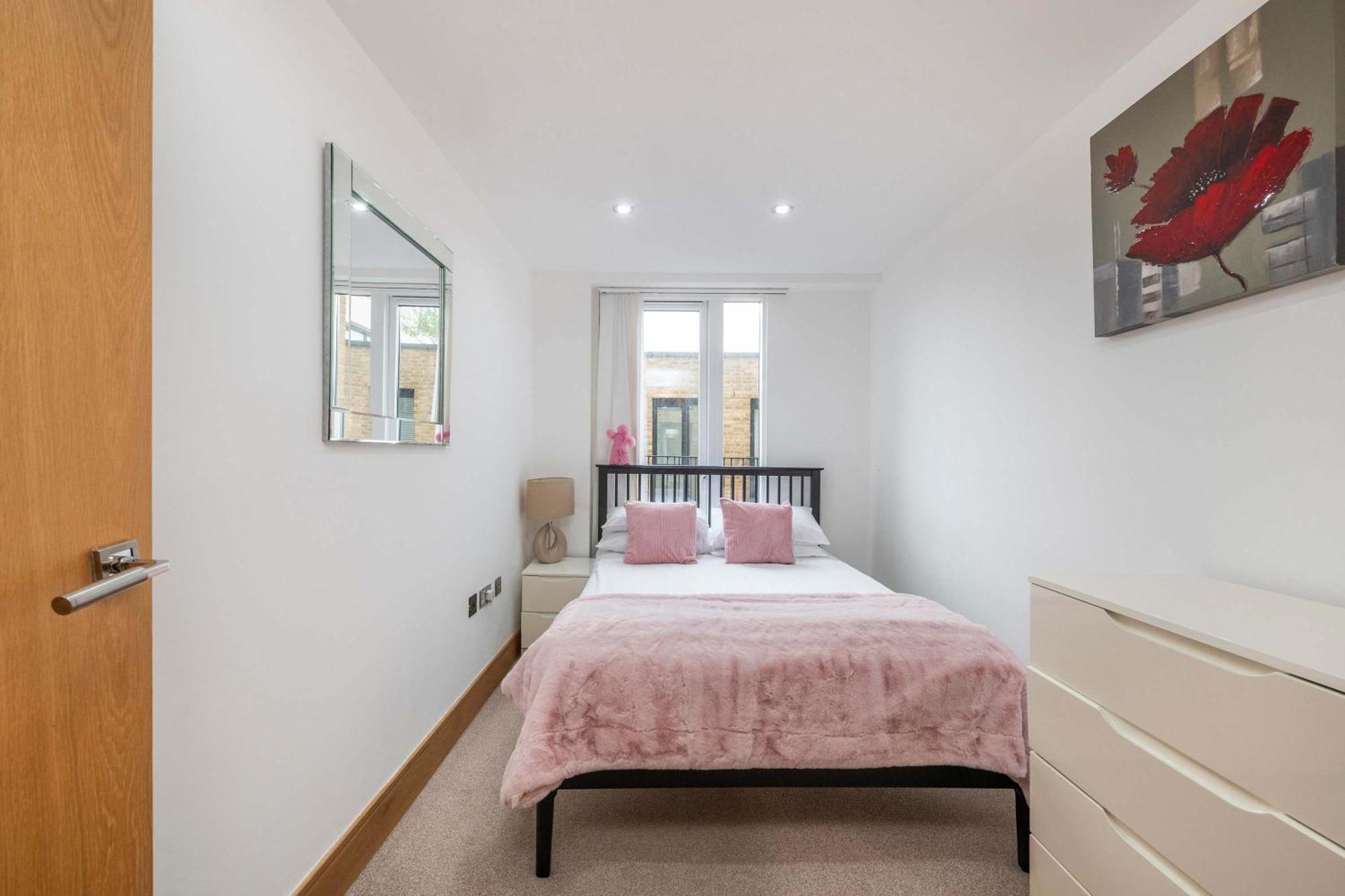 Apartment The King's - St Pancras - By Frankie Says