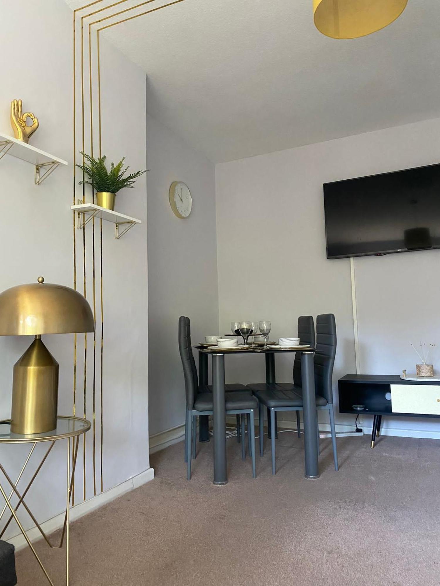 Apartment 18k From *