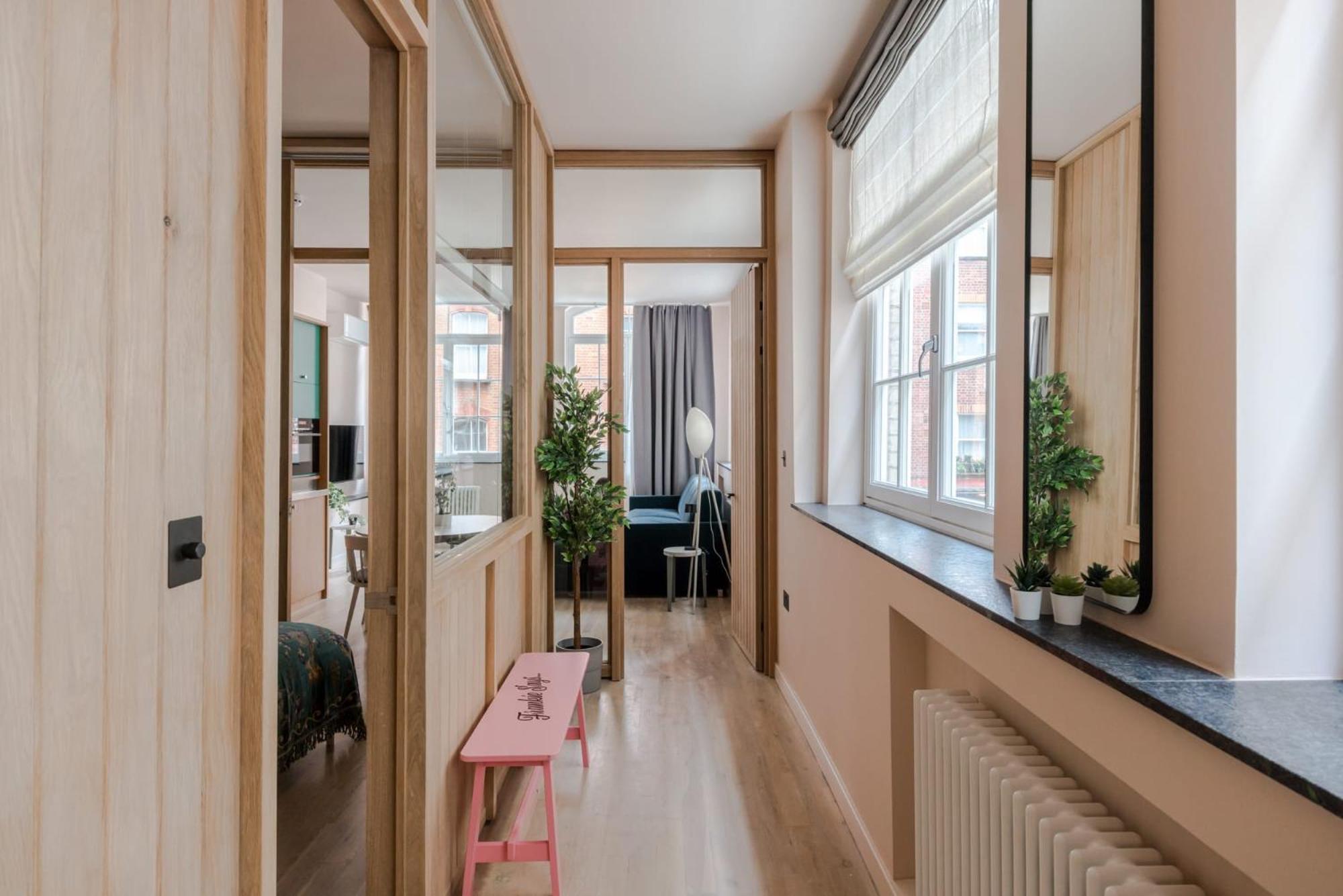 Casa Camisa - Soho - By Frankie Says