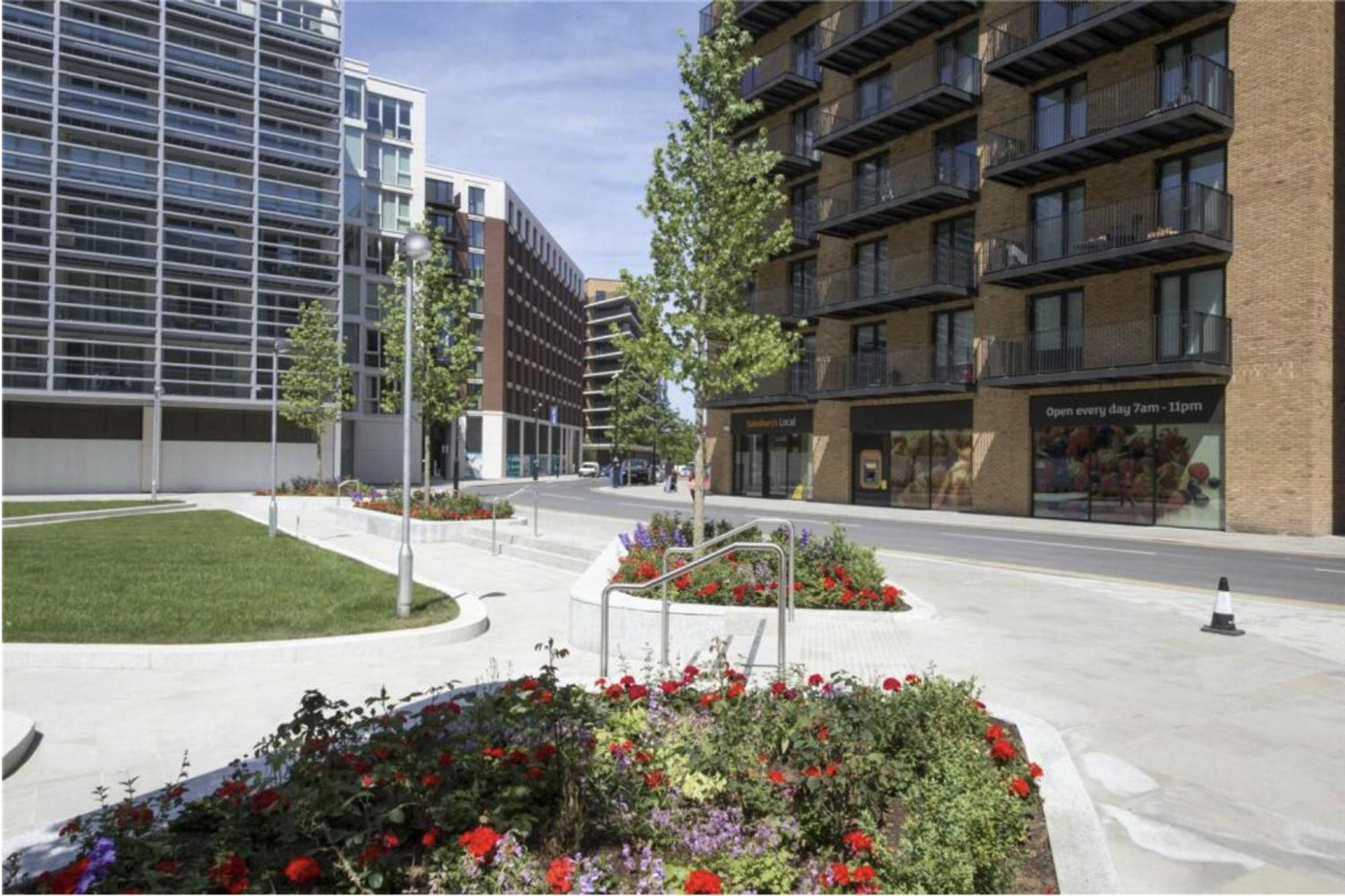 Modern In * London
