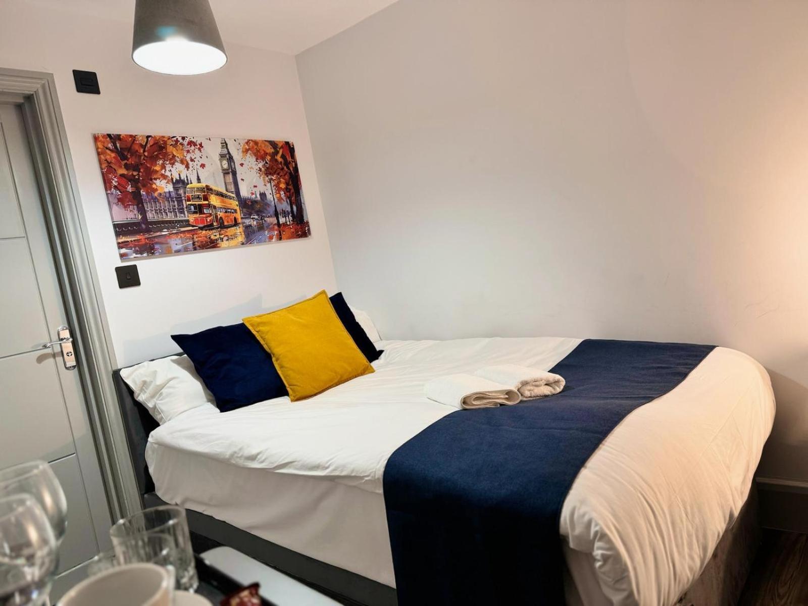 Camden Luxury Flats And En-suit Apartment *