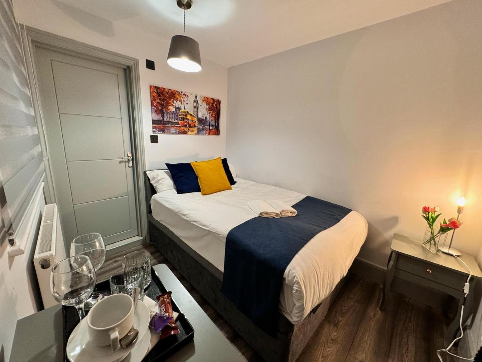Camden Luxury Flats And En-suit London