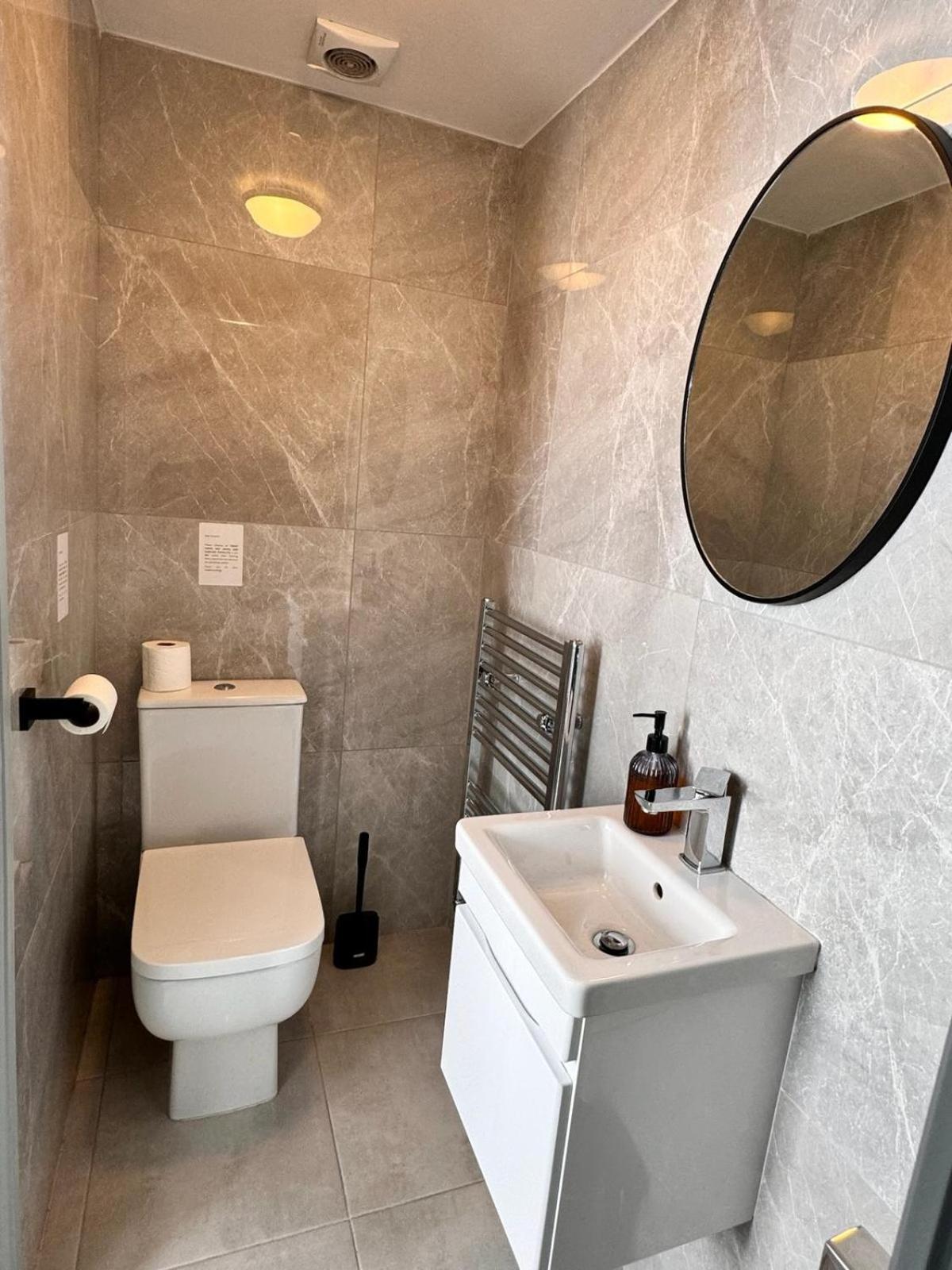 Camden Luxury Flats And En-suit Apartment *