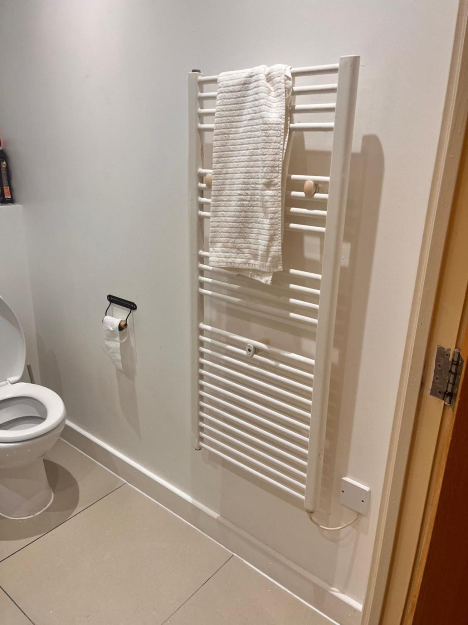 Lovely 2 Bedroom River View Apartment London