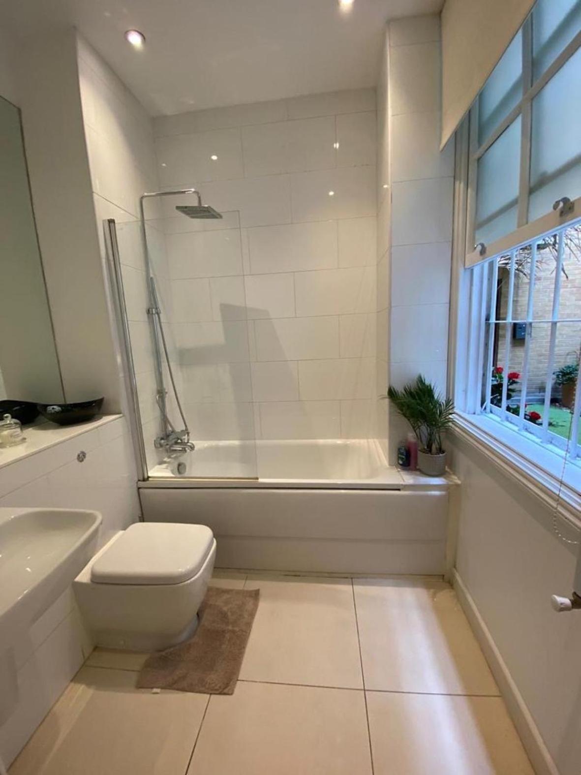 Apartment Lavish Sleep 10 In Soho *