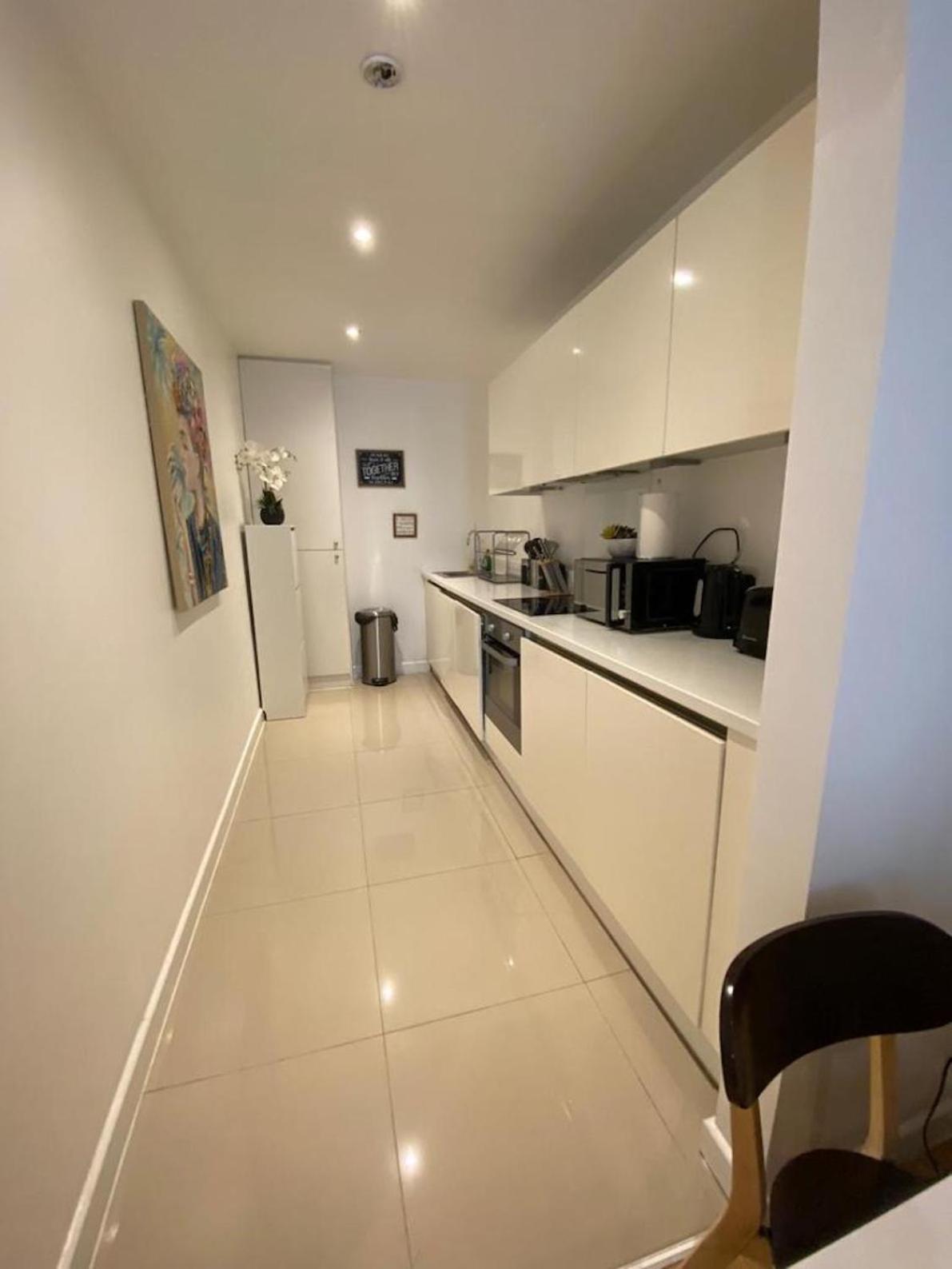 Lavish Sleep 10 In Soho Apartment London
